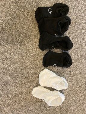 NWOT Smiley Face No-Show Socks - Black & White (Pack)